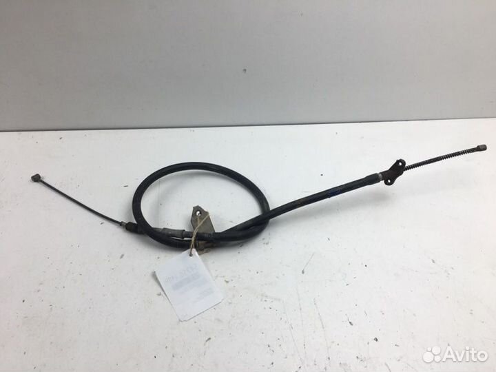 Трос ручного тормоза левый Toyota Ipsum SXM10G