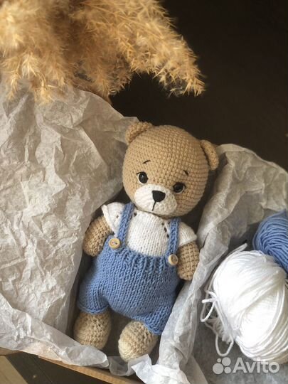 Вязаный мишка, игрушка мишка погремушка