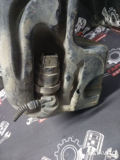 Бачок омывателя Opel Astra H Z16X