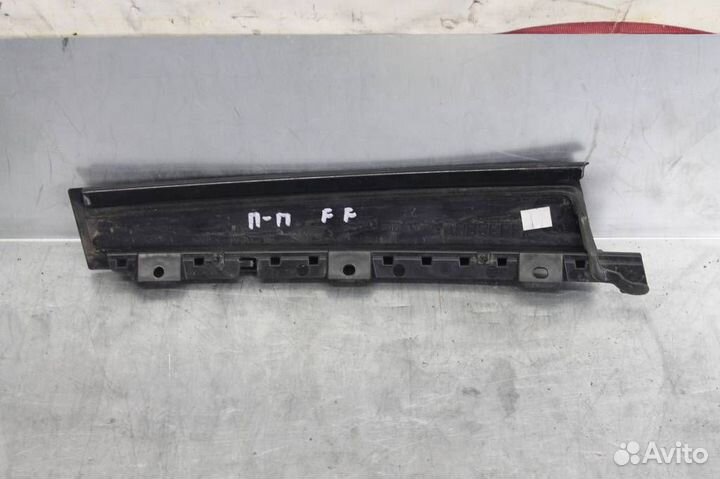 Накладка двери передней правой Ford Focus 3 2011