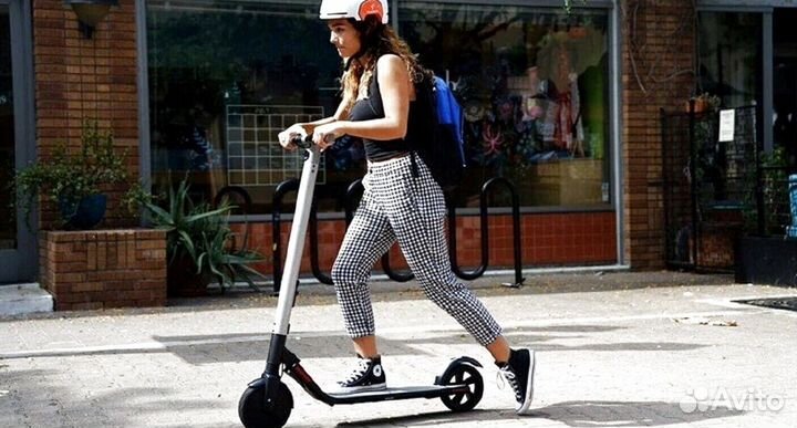 Работник по обслуживанию самокатов