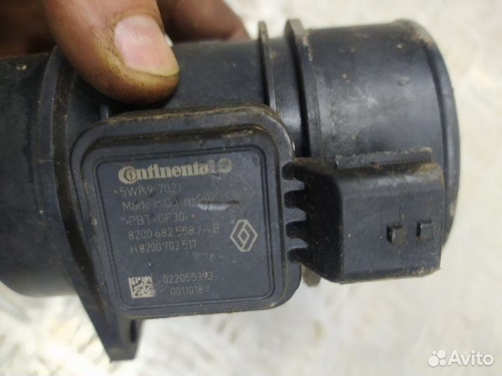 Датчик массового расхода воздуха Renault Megane