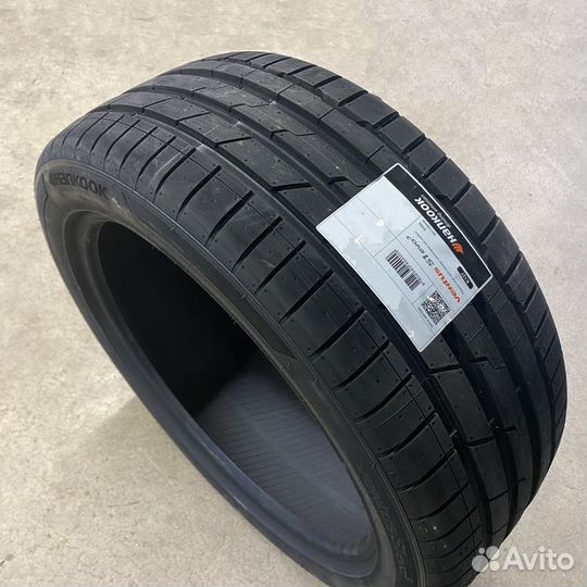 Hankook Ventus S1 Evo 3 K127B 245/40 R20 99Y