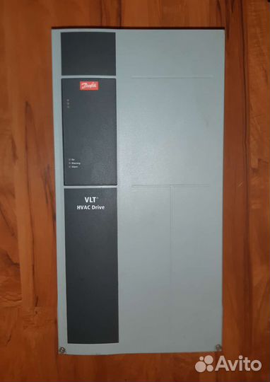 Инвертор FC-102P1K1 Danfoss VLT частотник