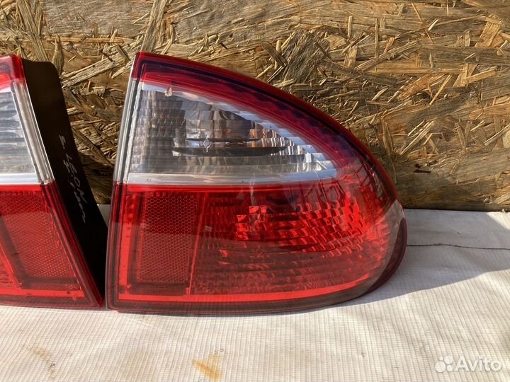 Фонарь задний Seat Leon