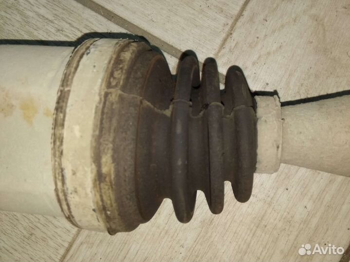 Полуось передняя правая