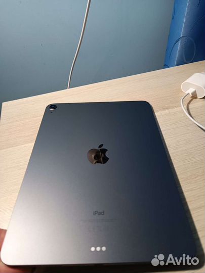 iPad Air 4го поколения WiFi на гарантии