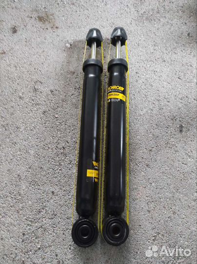 Амортизатор задний VW monroe 376062SP