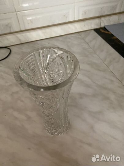 Хрустальная ваза