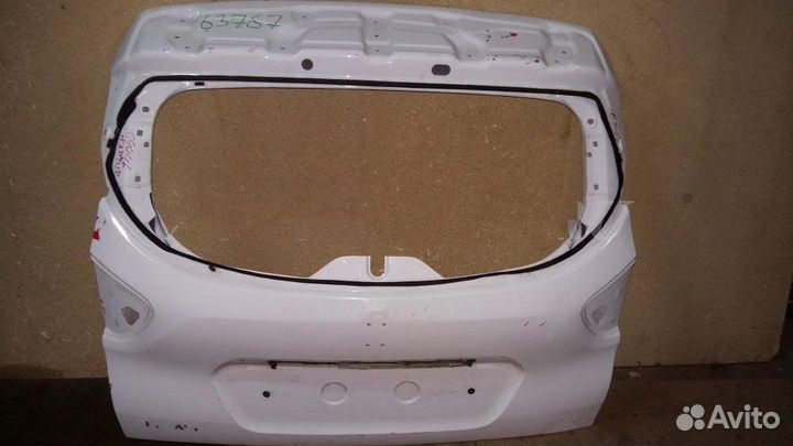 Дверь багажника без стекла Renault Kaptur 2016)