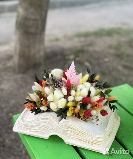 Композиция из сухоцветов