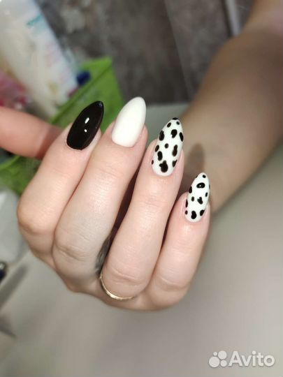 Маникюр педикюр