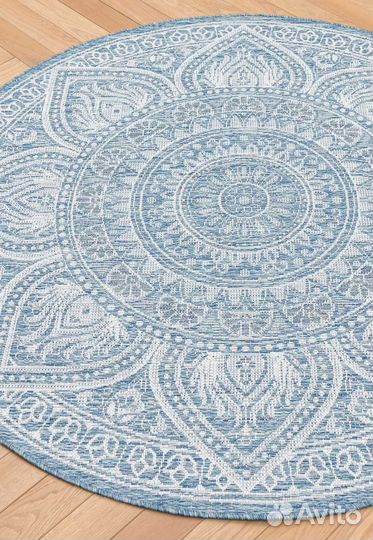 Ковер 120 на 120 новый