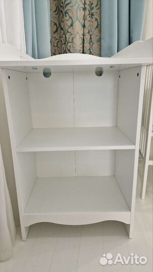 Пеленальный стол