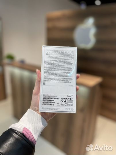 iPhone 12, 64 ГБ