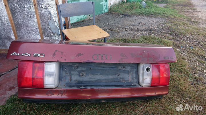 Запчасти на audi 80