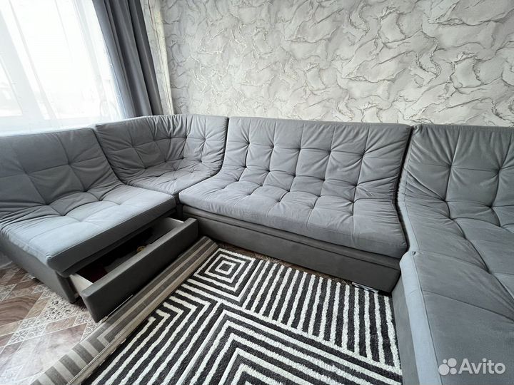 Большой угловой диван бу