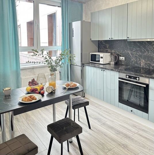 2-к. квартира, 54 м², 3/25 эт.