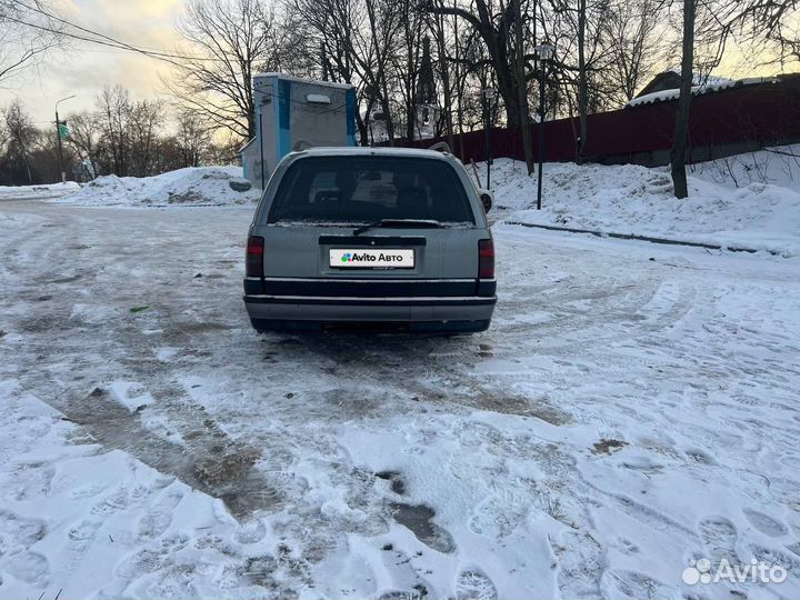 Opel Omega 2.0 МТ, 1991, 200 000 км
