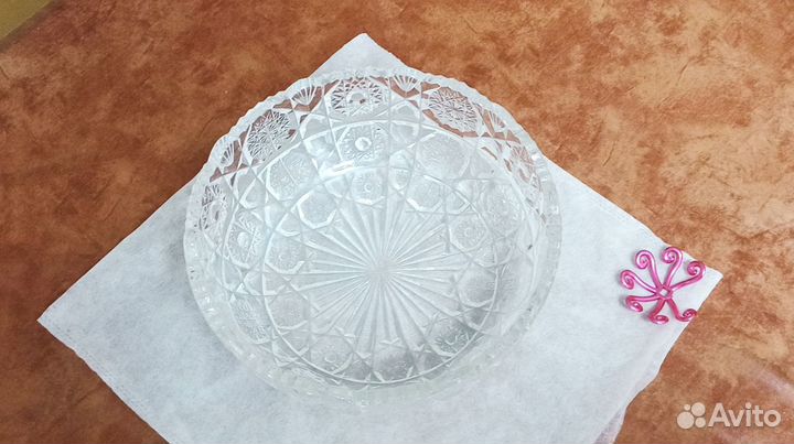 Хрустальная ваза-салатник