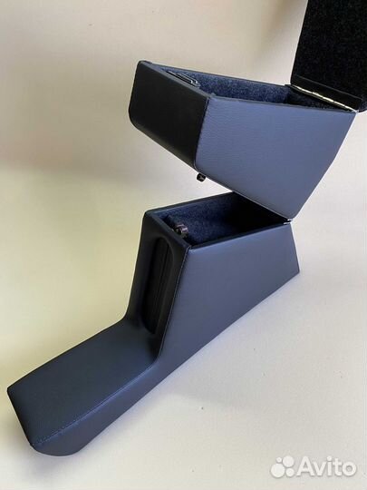 Подлокотник-тоннель для LADA Largus, Renault Logan