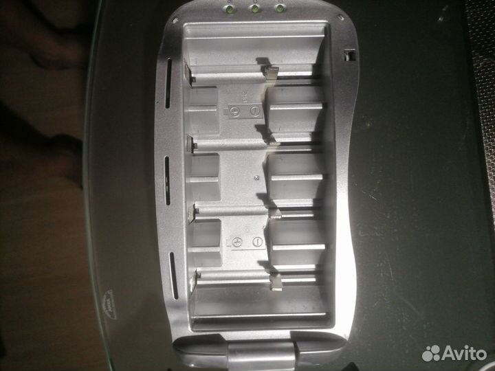 Зарядное устройство для аккумуляторных батареек