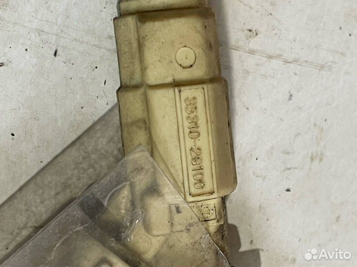 Форсунка топливная Hyundai ix35 2012 353102G100