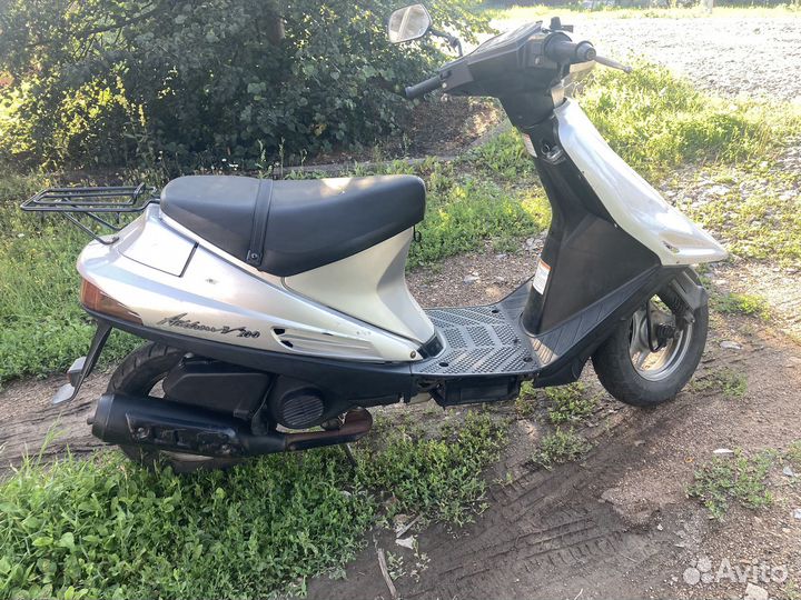 Скутер Suzuki addressV100