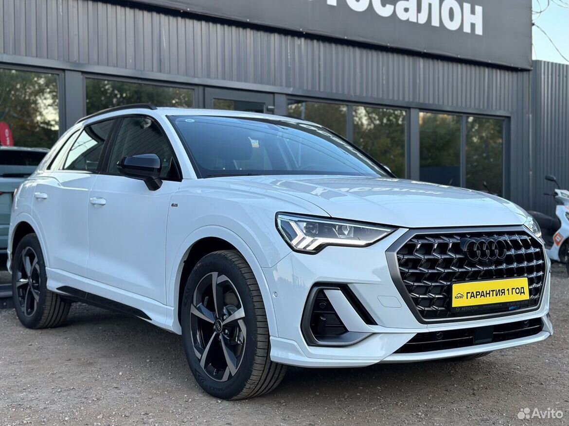 Audi Q3 1.5 AMT, 2026, 15 км
