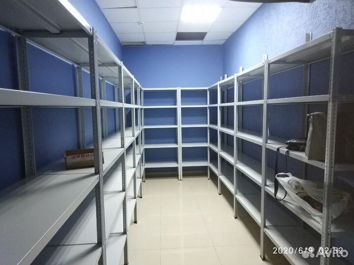 Стеллажи в магазин