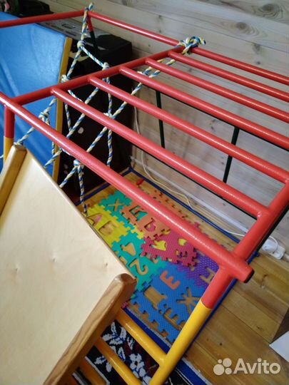 Детская стенка 