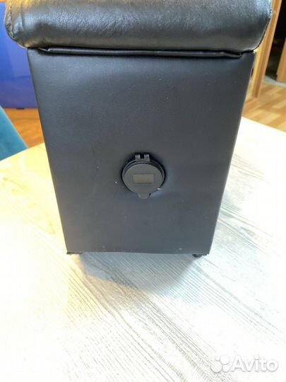 Подлокотник автомобильный рапид,поло