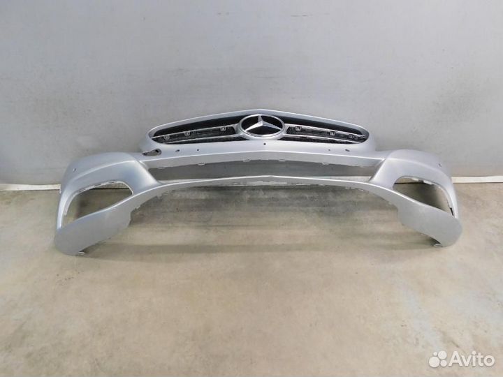 Бампер передний Mercedes-Benz C-Class