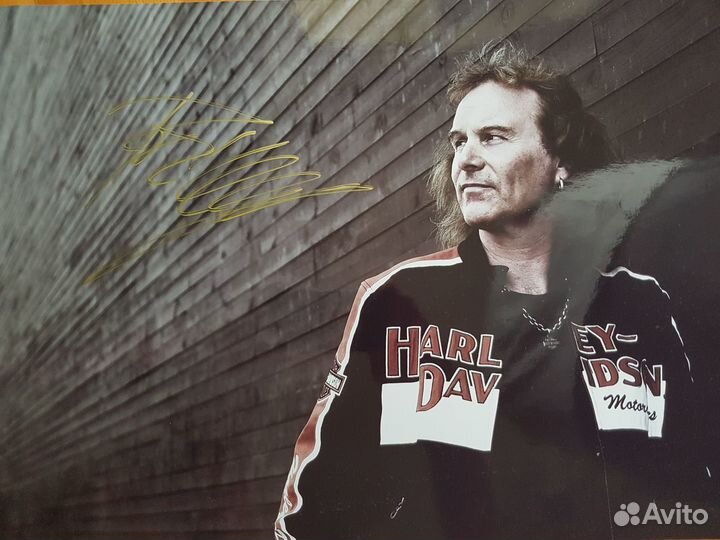 Автограф Running Wild Under Jolly Roger