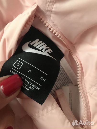 Куртка пуховик Nike S