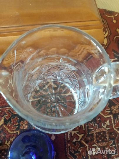 Хрустальный кувшин