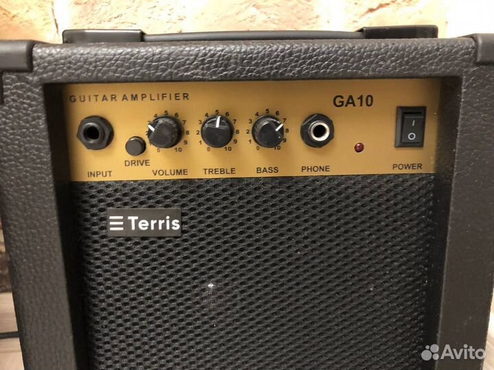 Электрогитара с комбиком