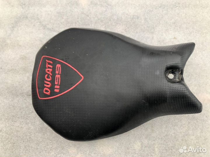 Ducati Panigale 1199 водительское сиденье