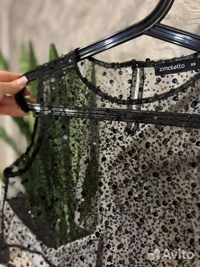 Топ короткий с пайетками