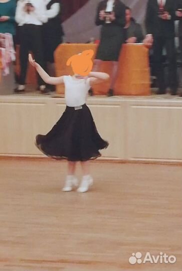 Рейтинговый костюм для бальных танцев для девочки