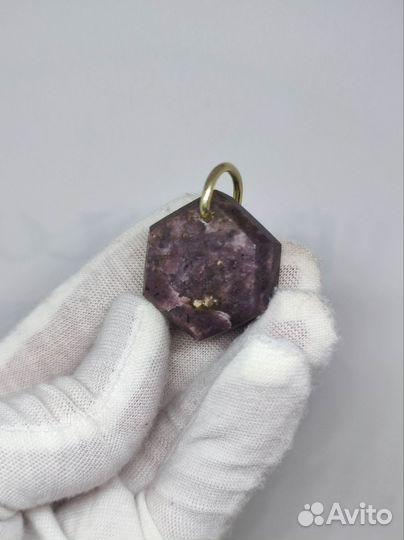 Корунд кулон амулет