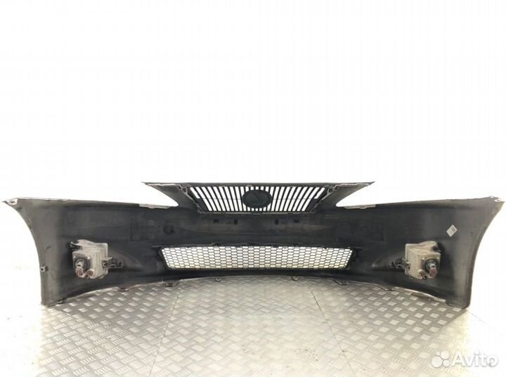 Бампер 5211953400 Lexus IS (2005-2013)