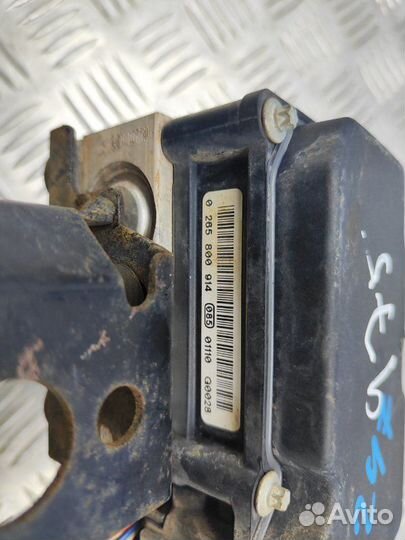 Блок ABS (насос) Suzuki Sx4 1.6 M16A 106 Л.С