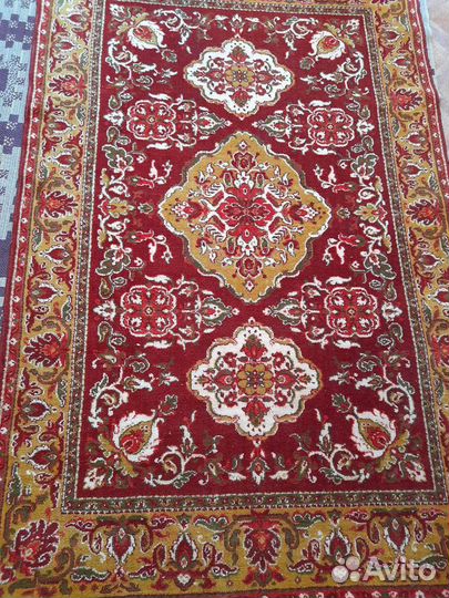 Ковер шерстяной