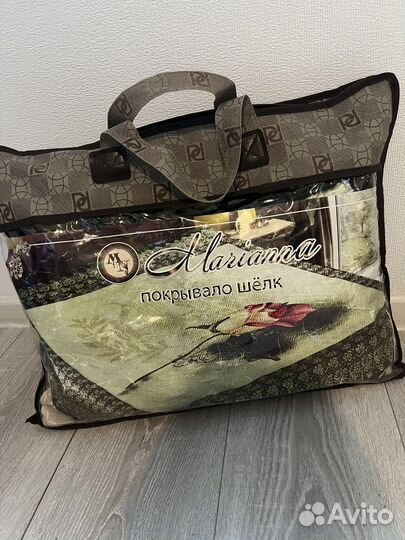 Покрывало новое,шелк расцветка 3d.размеры 200/220