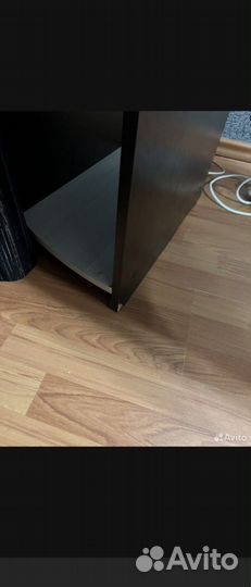 Продаю компьютерный стол