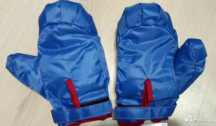 Детские боксерские перчатки