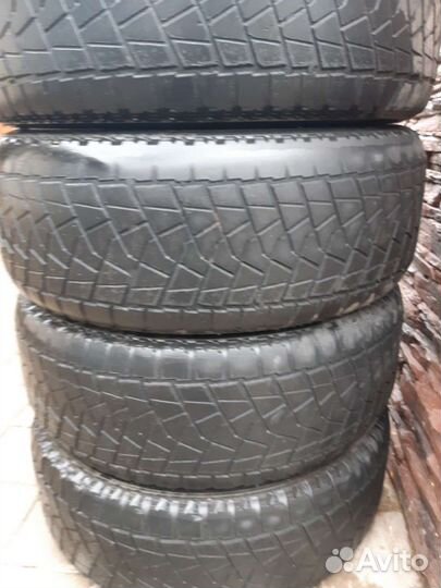 Bridgestone Blizzak DM-Z3 265/65 R17 112B