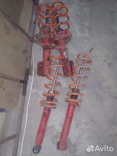 Стойки с пружинами занижение 50 комплект priora
