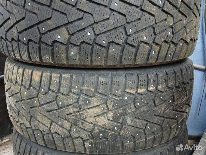 Pirelli Ice Zero 235/55 R17 103T